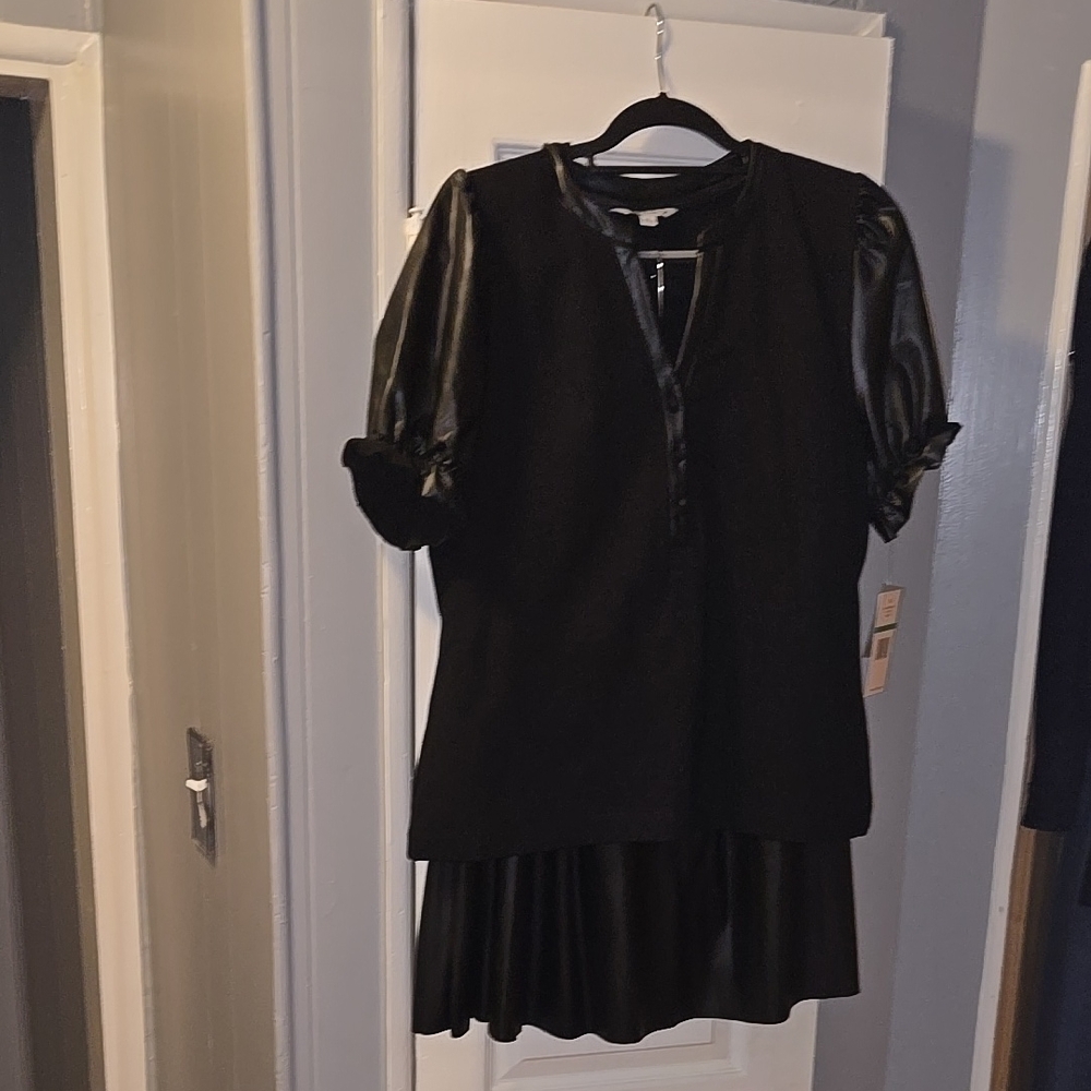 Elegant Two Skirt & Blouse Black